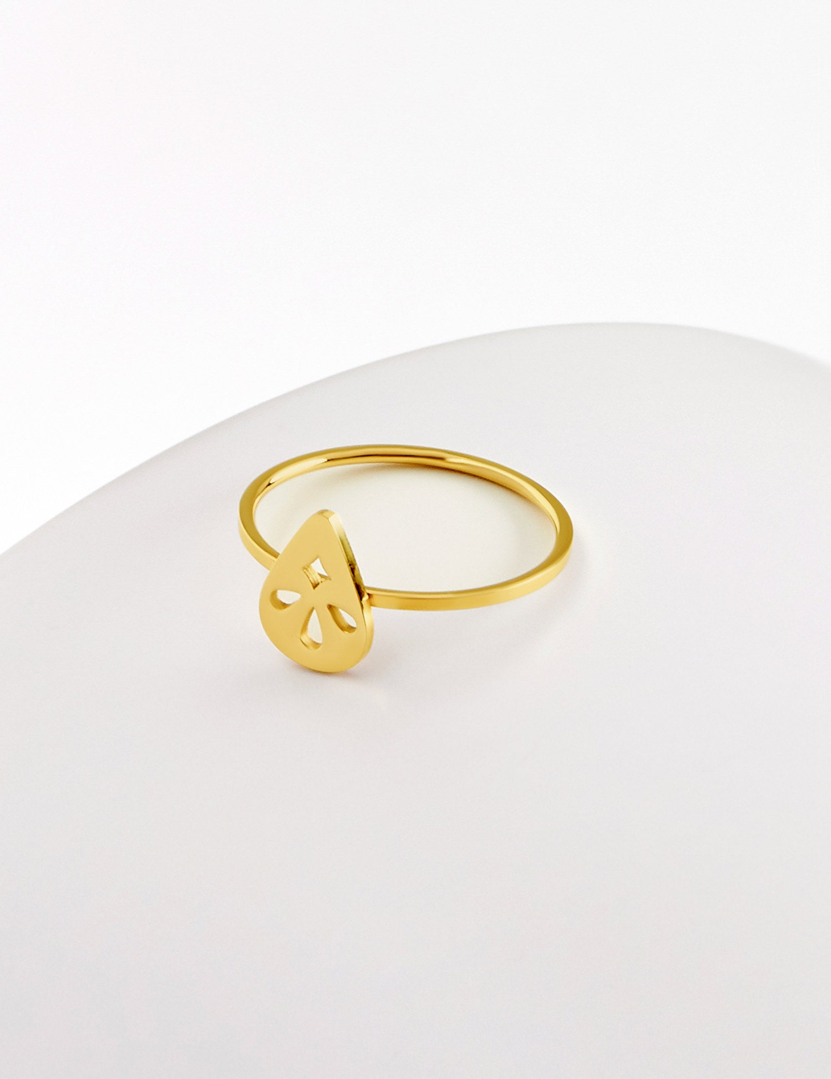 Pastiche  Clover Ring -